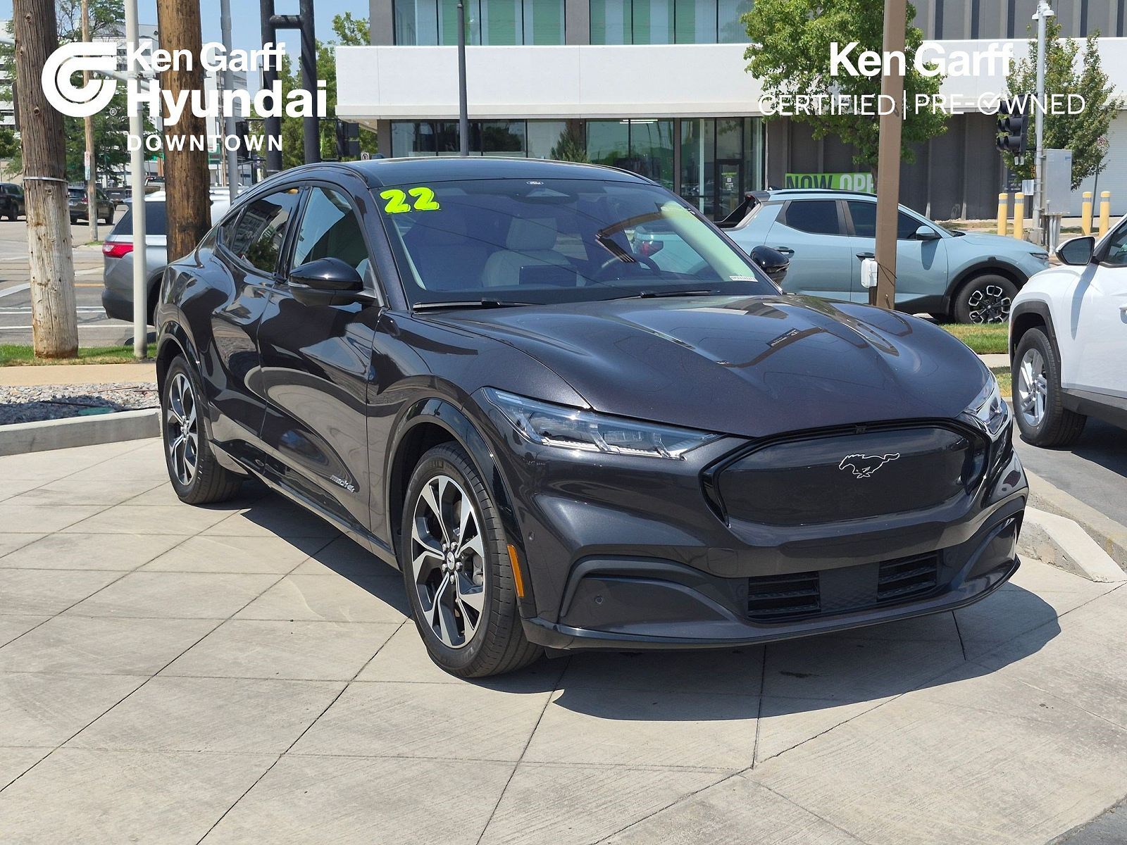 2022 FORD Mach-E