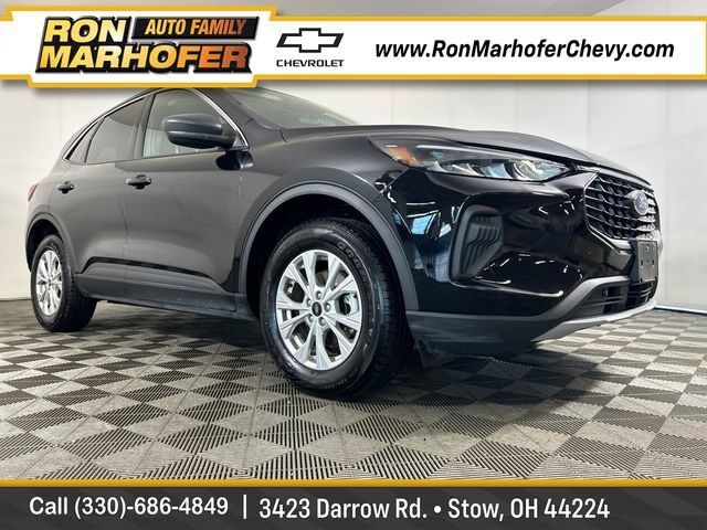 2024 FORD Escape