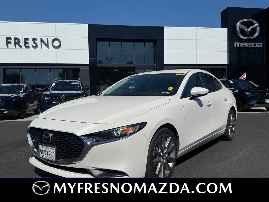 2022 MAZDA Mazda3