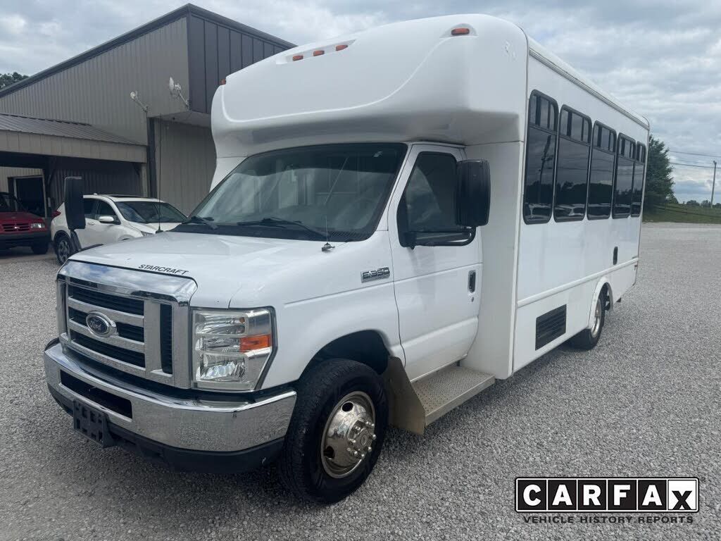 2016 FORD E-350