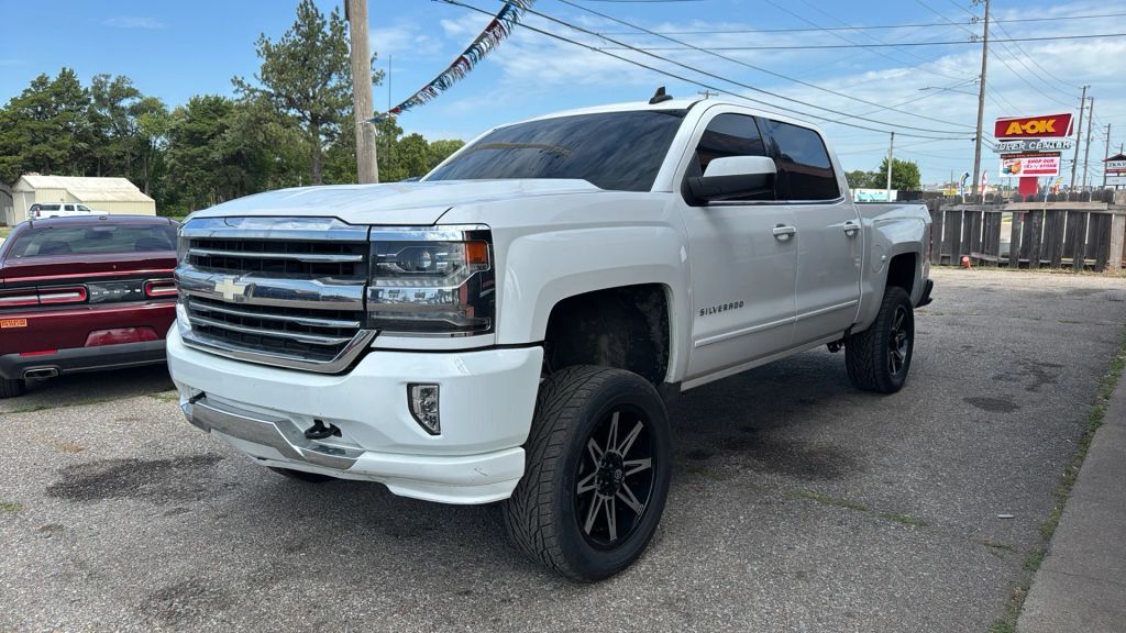 2017 CHEVROLET Silverado