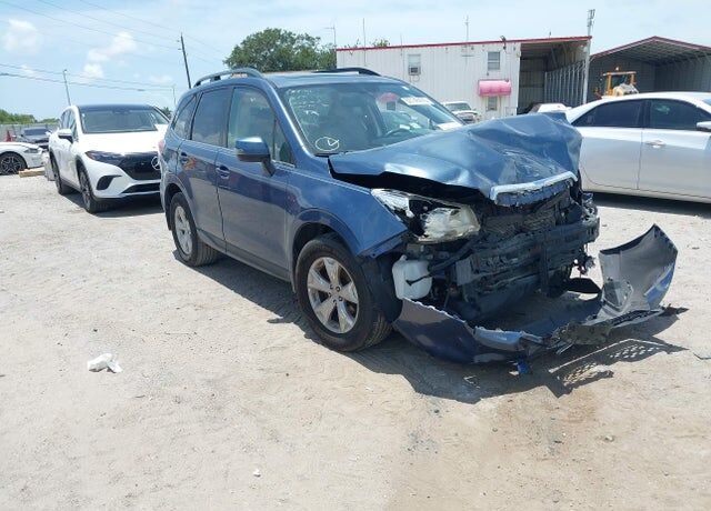 2014 SUBARU Forester