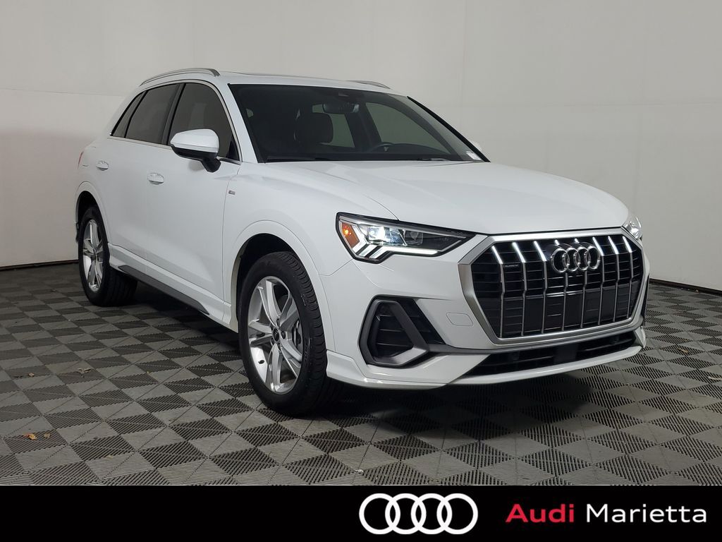 2023 AUDI Q3