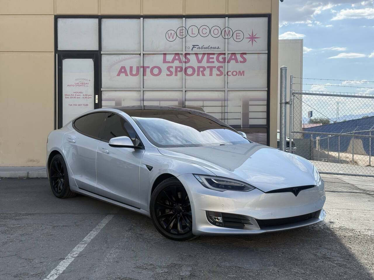 2017 TESLA Model S