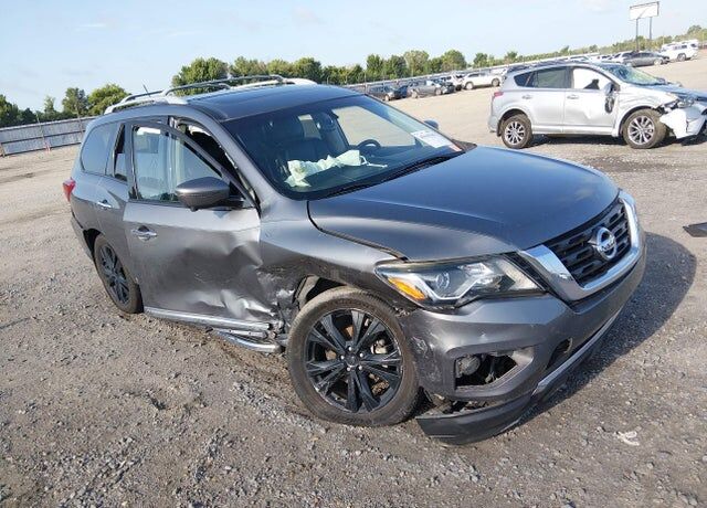 2018 NISSAN Pathfinder