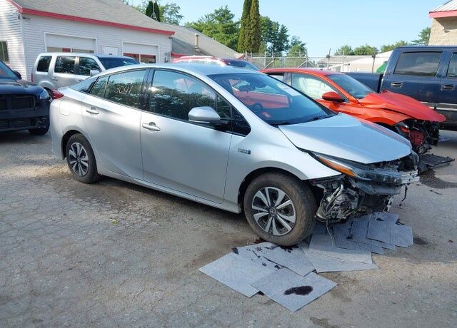 2018 TOYOTA Prius