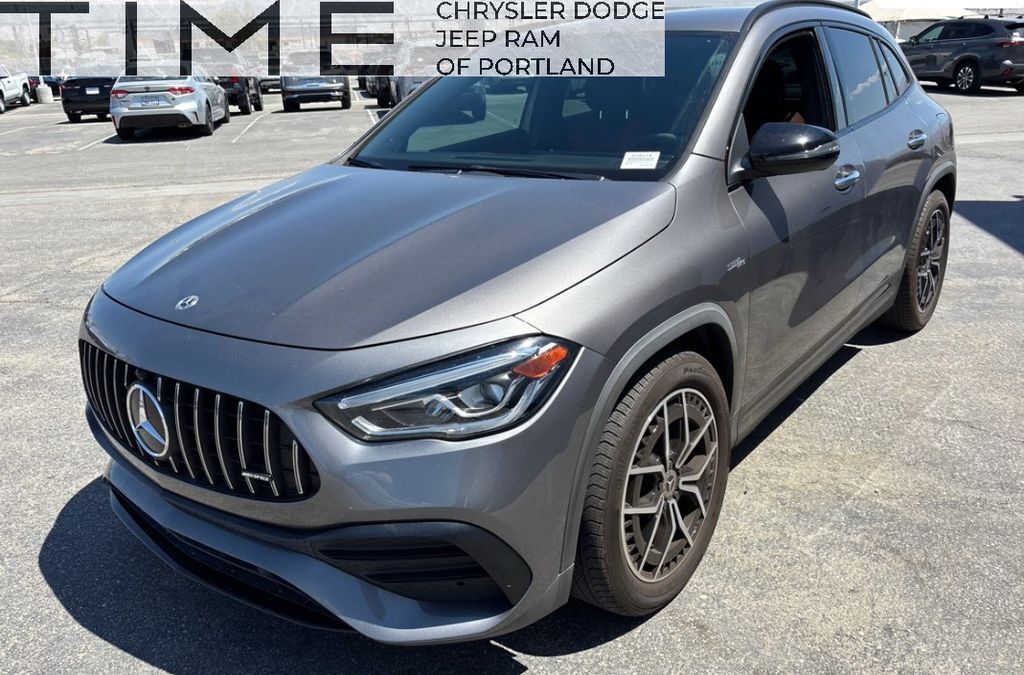 2022 MERCEDES-BENZ GLA-Class