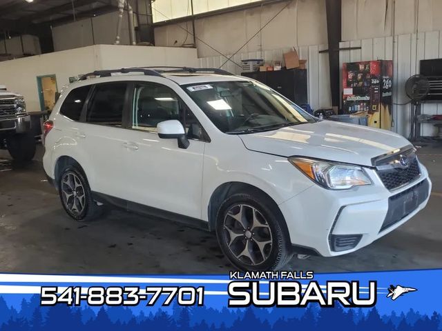 2016 SUBARU Forester