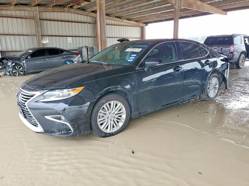 2017 LEXUS ES