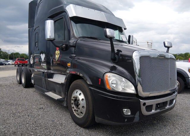 2015 FREIGHTLINER Cascadia