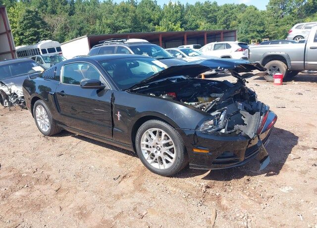 2013 FORD Mustang