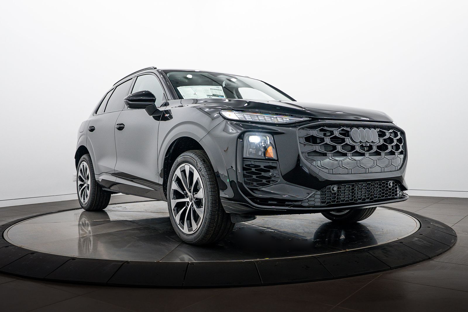 2026 AUDI Q3