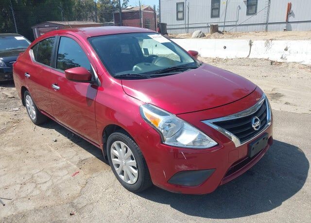 2018 NISSAN Versa
