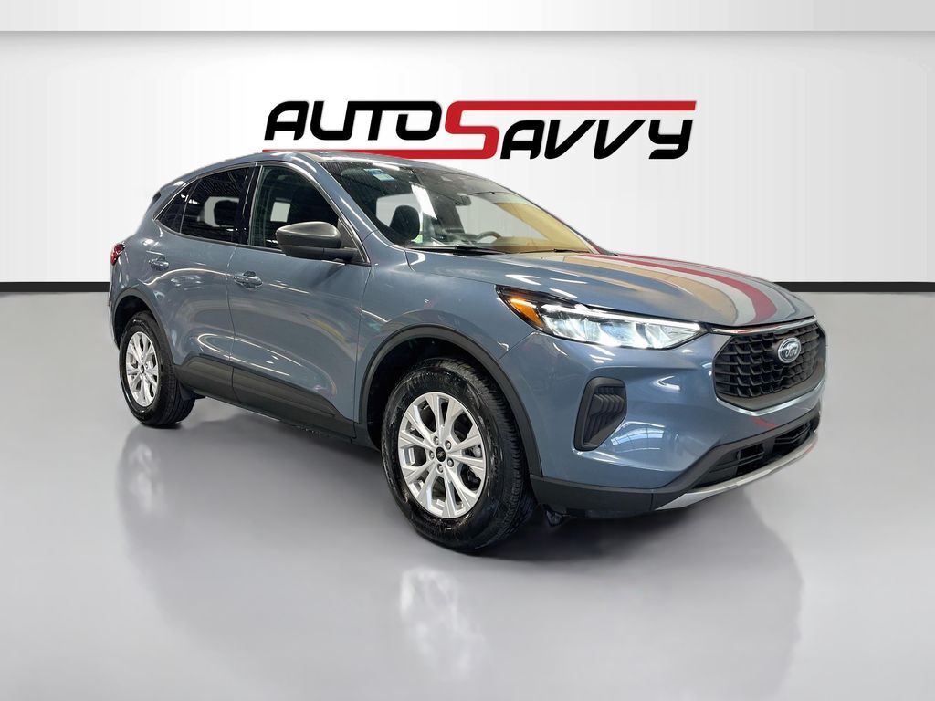 2023 FORD Escape