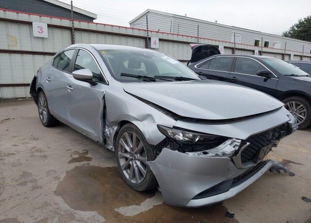 2020 MAZDA Mazda3