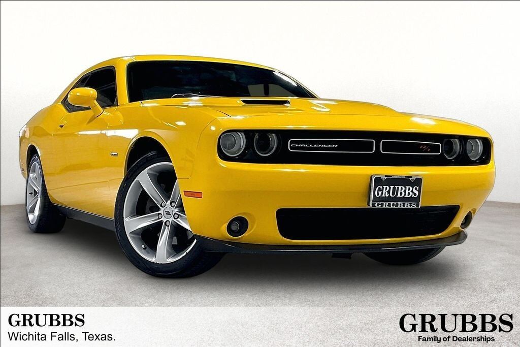 2017 DODGE Challenger