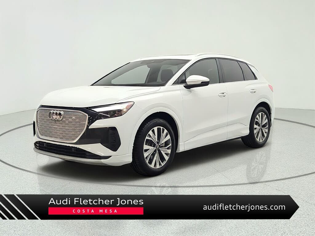 2023 AUDI Q4