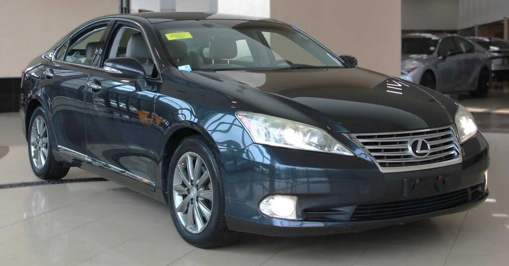 2011 LEXUS ES