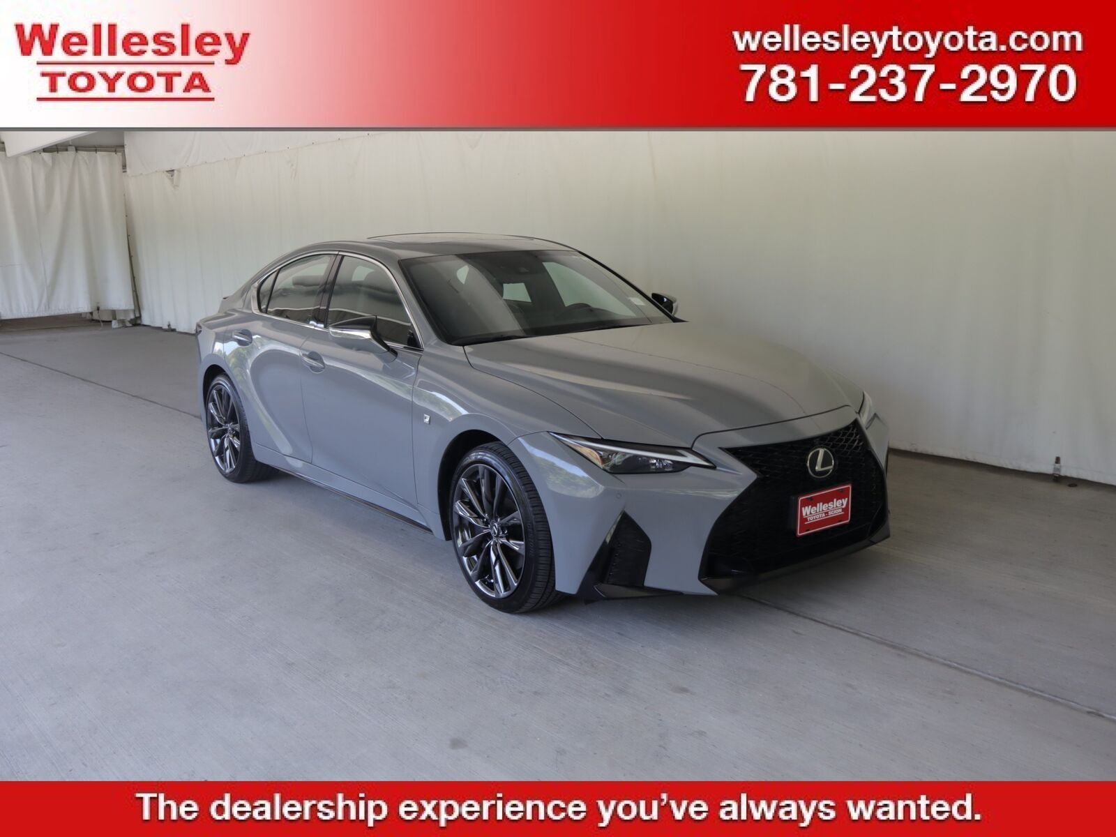 2024 LEXUS IS