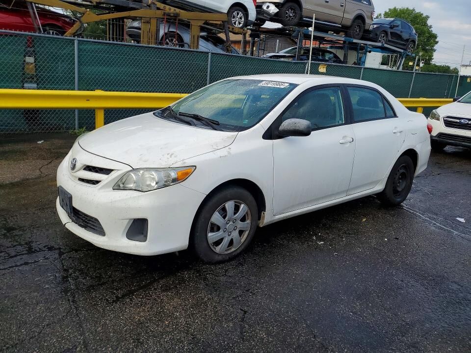 2011 TOYOTA Corolla