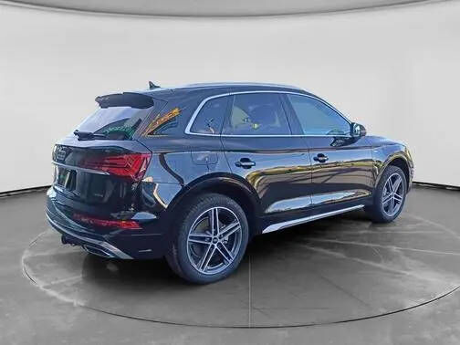 2025 AUDI Q5 e
