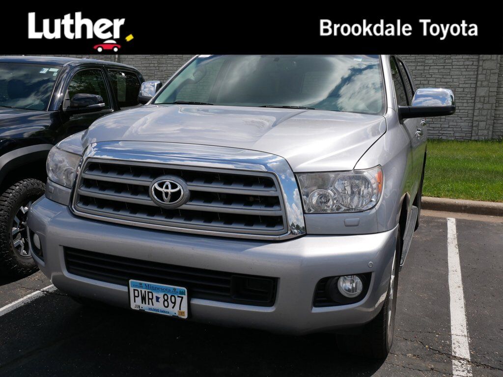2012 TOYOTA Sequoia
