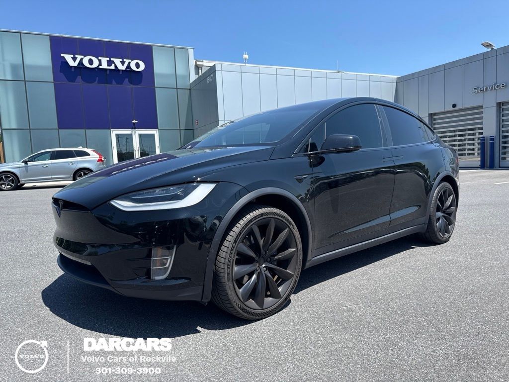 2021 TESLA Model X