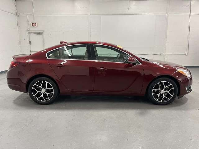 2017 BUICK Regal