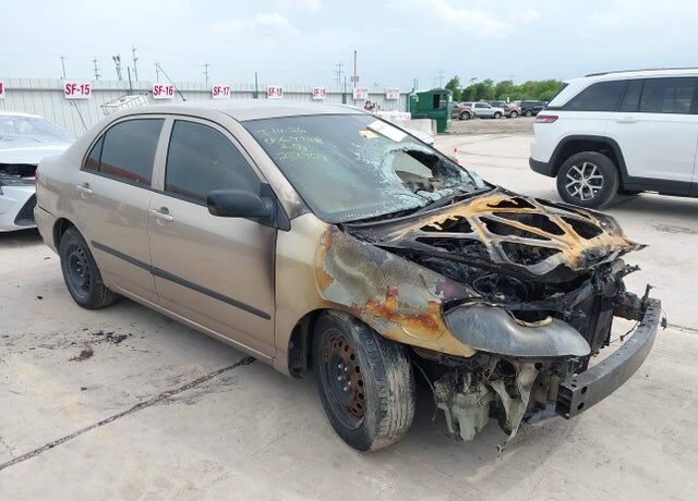 2004 TOYOTA Corolla