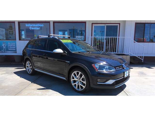 2017 VOLKSWAGEN Golf Alltrack