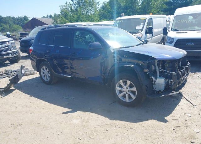 2011 TOYOTA Highlander