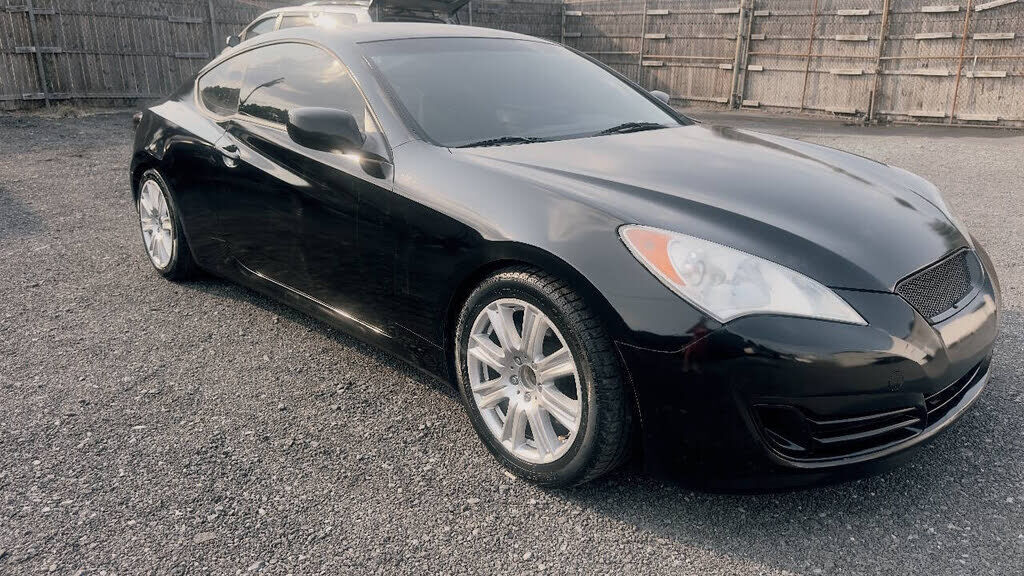 2010 HYUNDAI Genesis Coupe