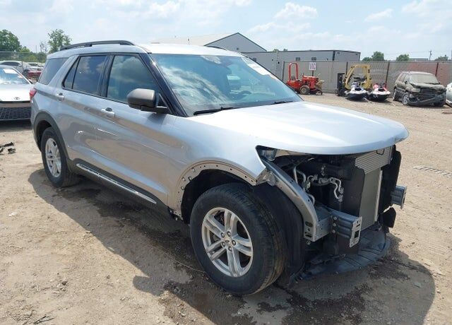 2021 FORD Explorer