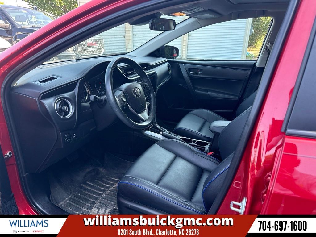 2019 TOYOTA Corolla
