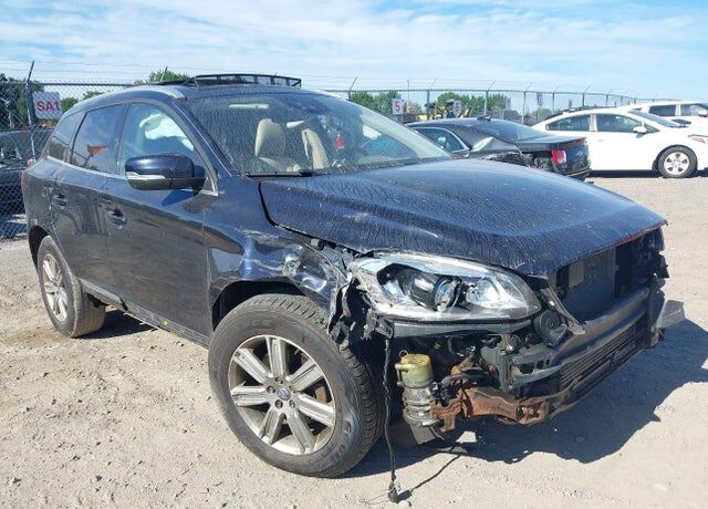 2016 VOLVO XC60