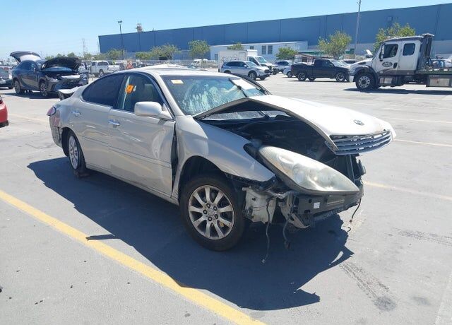 2004 LEXUS ES