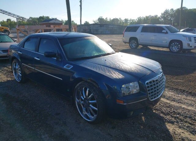 2005 CHRYSLER 300