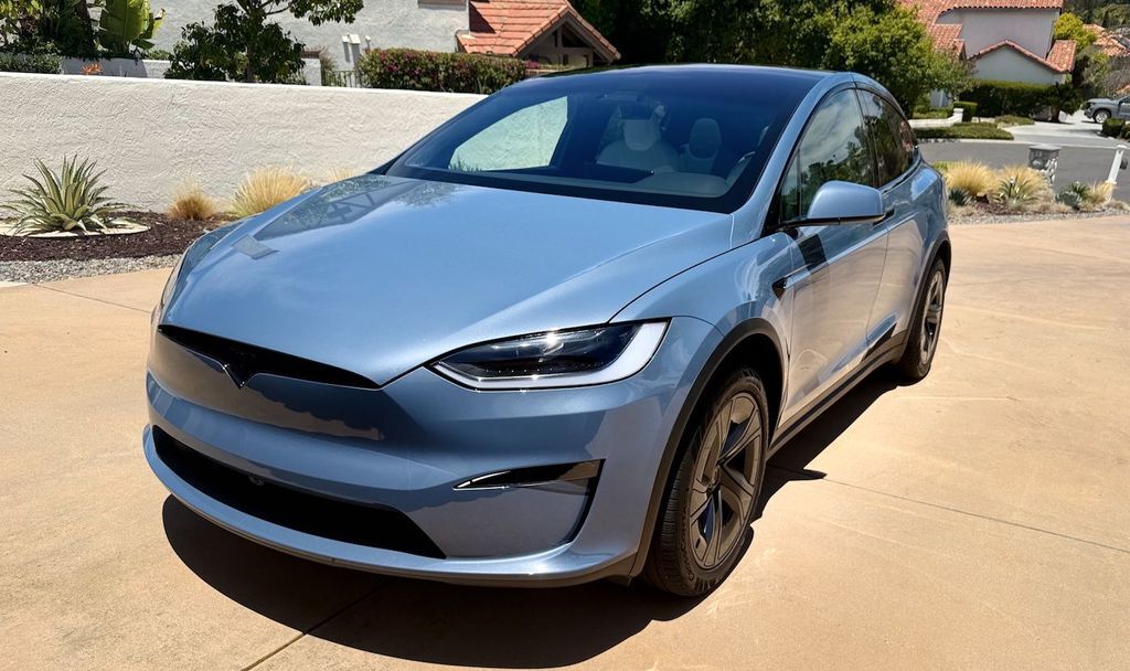 2026 TESLA Model X