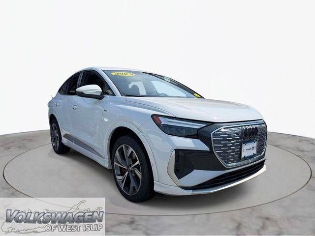 2023 AUDI Q4