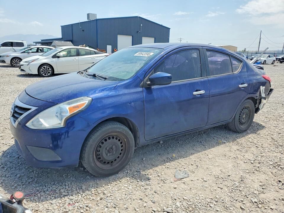 2018 NISSAN Versa