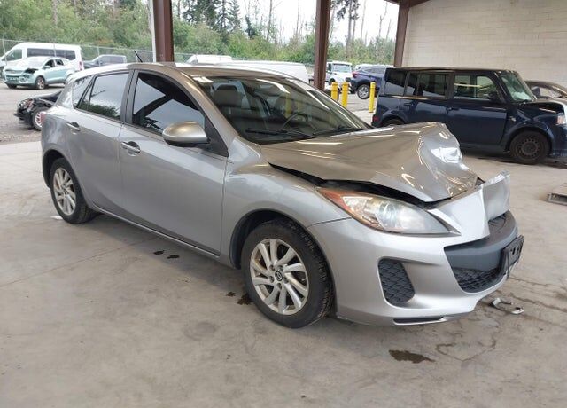 2013 MAZDA Mazda3