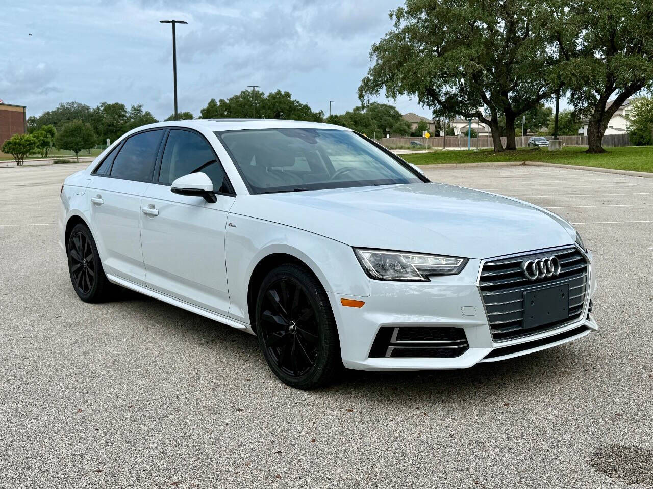 2018 AUDI A4