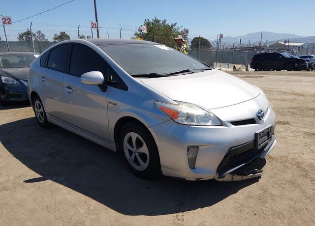 2014 TOYOTA PRIUS