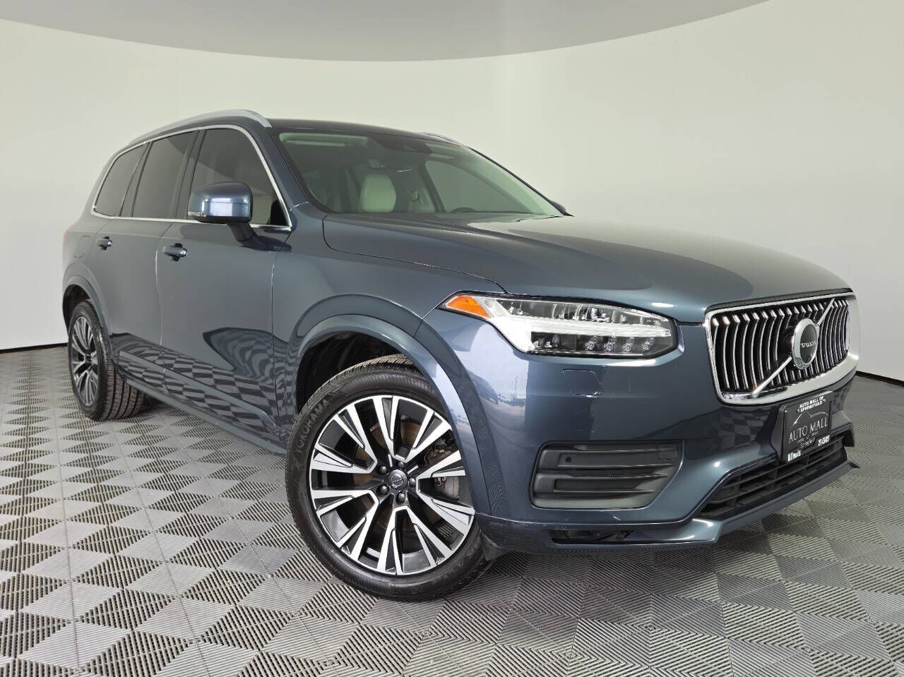 2021 VOLVO XC90