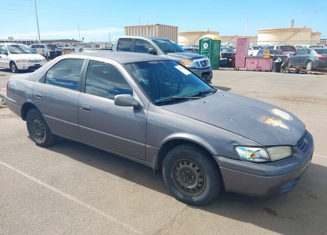 1998 TOYOTA Camry