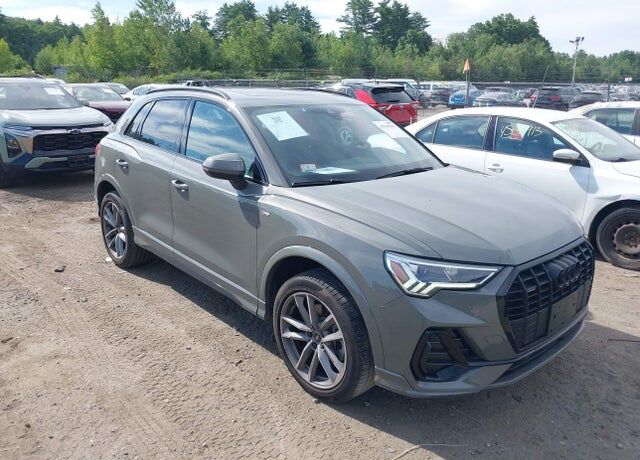 2022 AUDI Q3