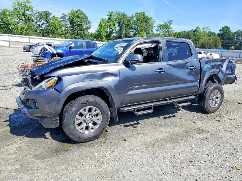 2018 TOYOTA Tacoma