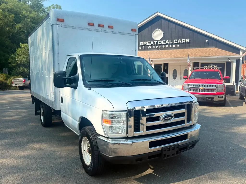 2012 FORD E-350