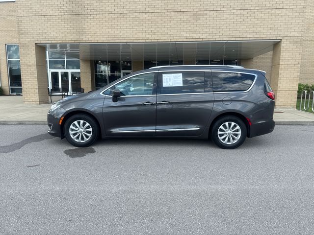 2019 CHRYSLER Pacifica