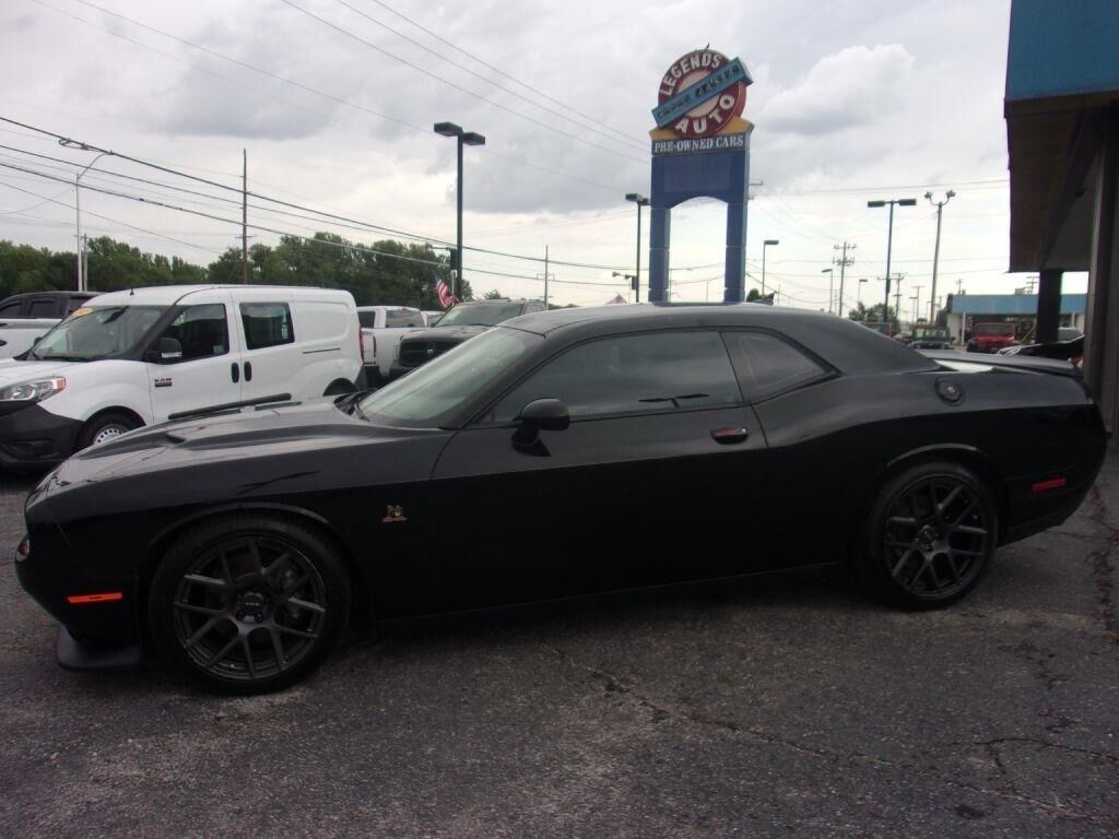 2016 DODGE Challenger